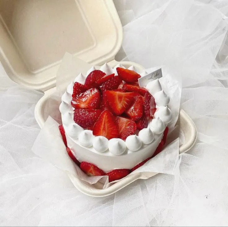 Mini torta con frutillas
